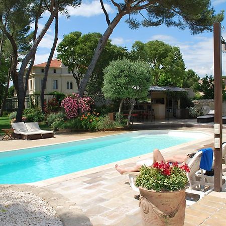 Chateau Sainte Colombe Bed & Breakfast Exterior photo