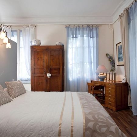 Chateau Sainte Colombe Bed & Breakfast Exterior photo