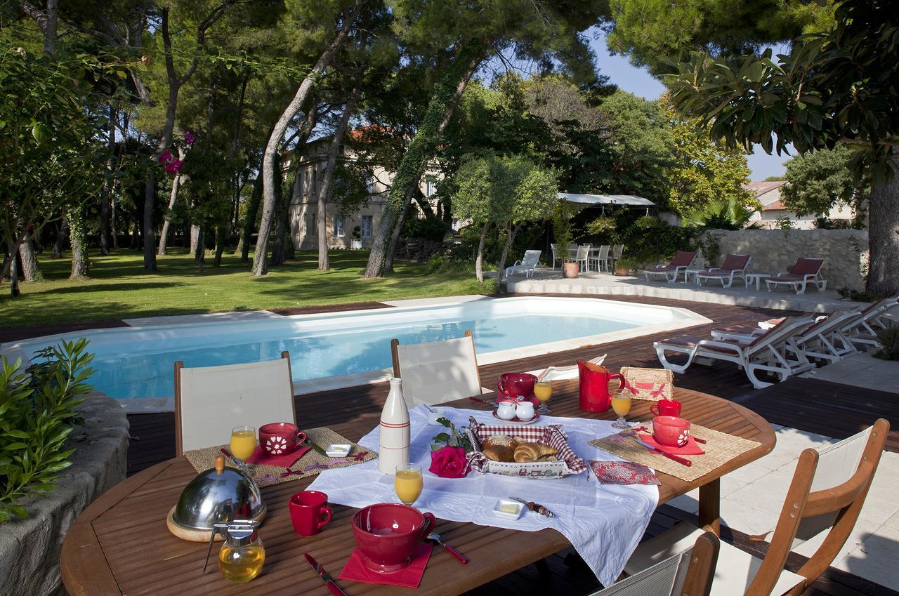 Chateau Sainte Colombe Bed & Breakfast Exterior photo