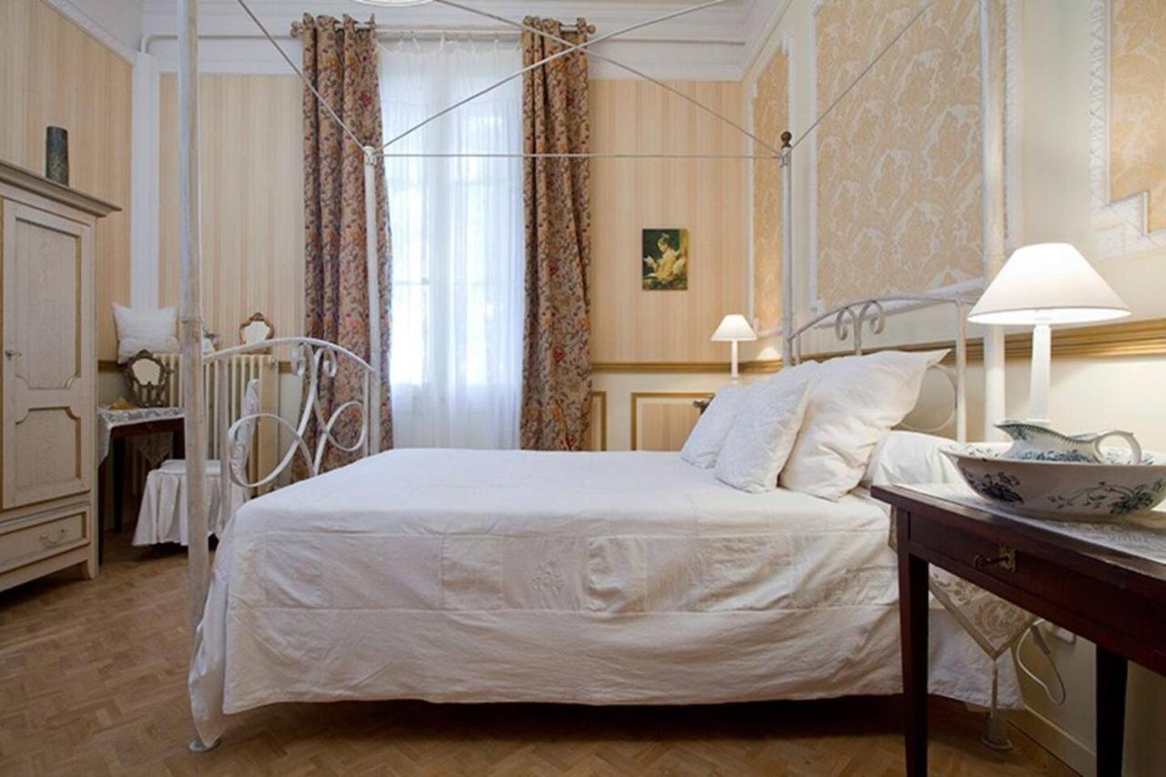 Chateau Sainte Colombe Bed & Breakfast Exterior photo